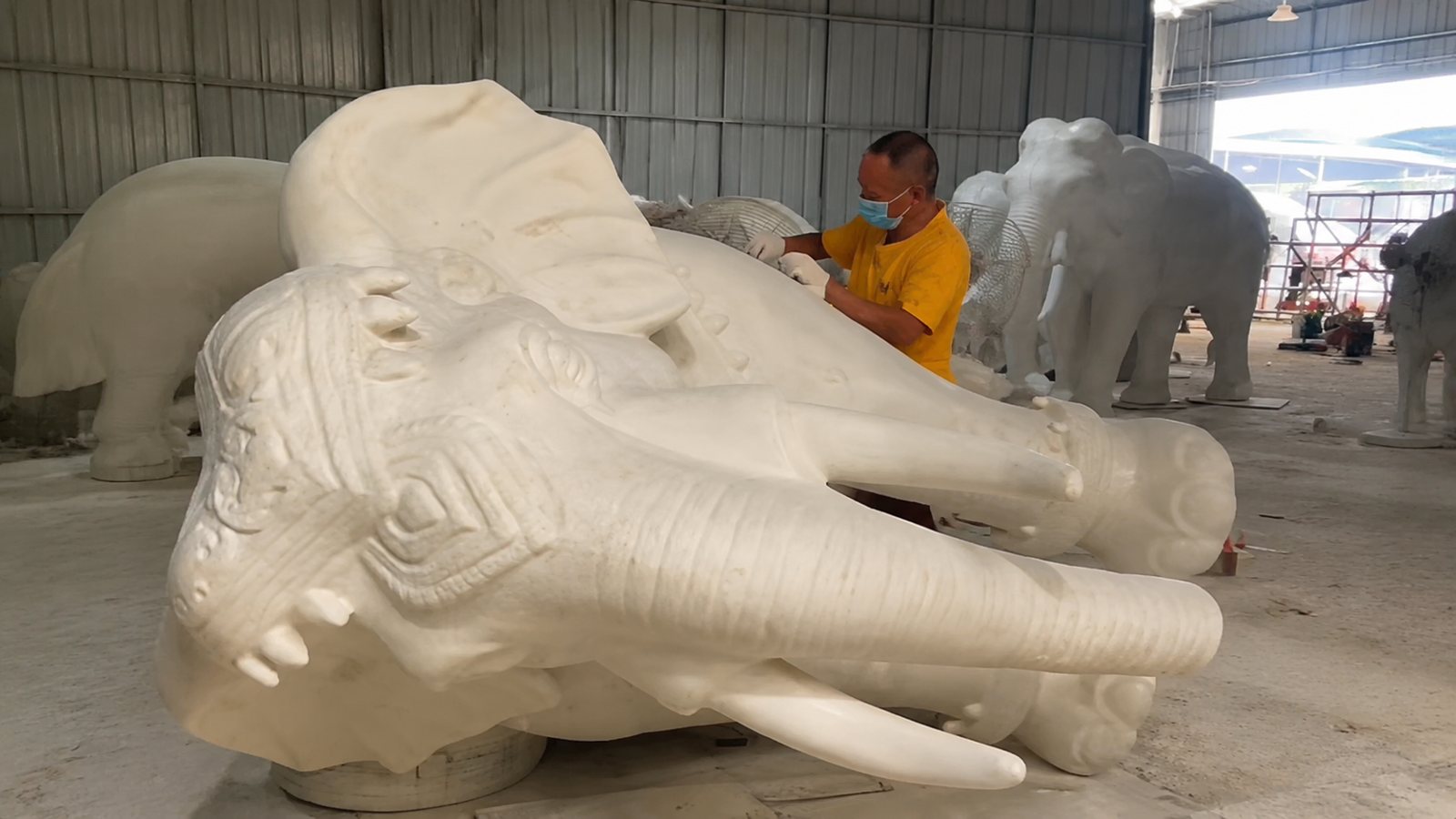 FRP manufacturing image