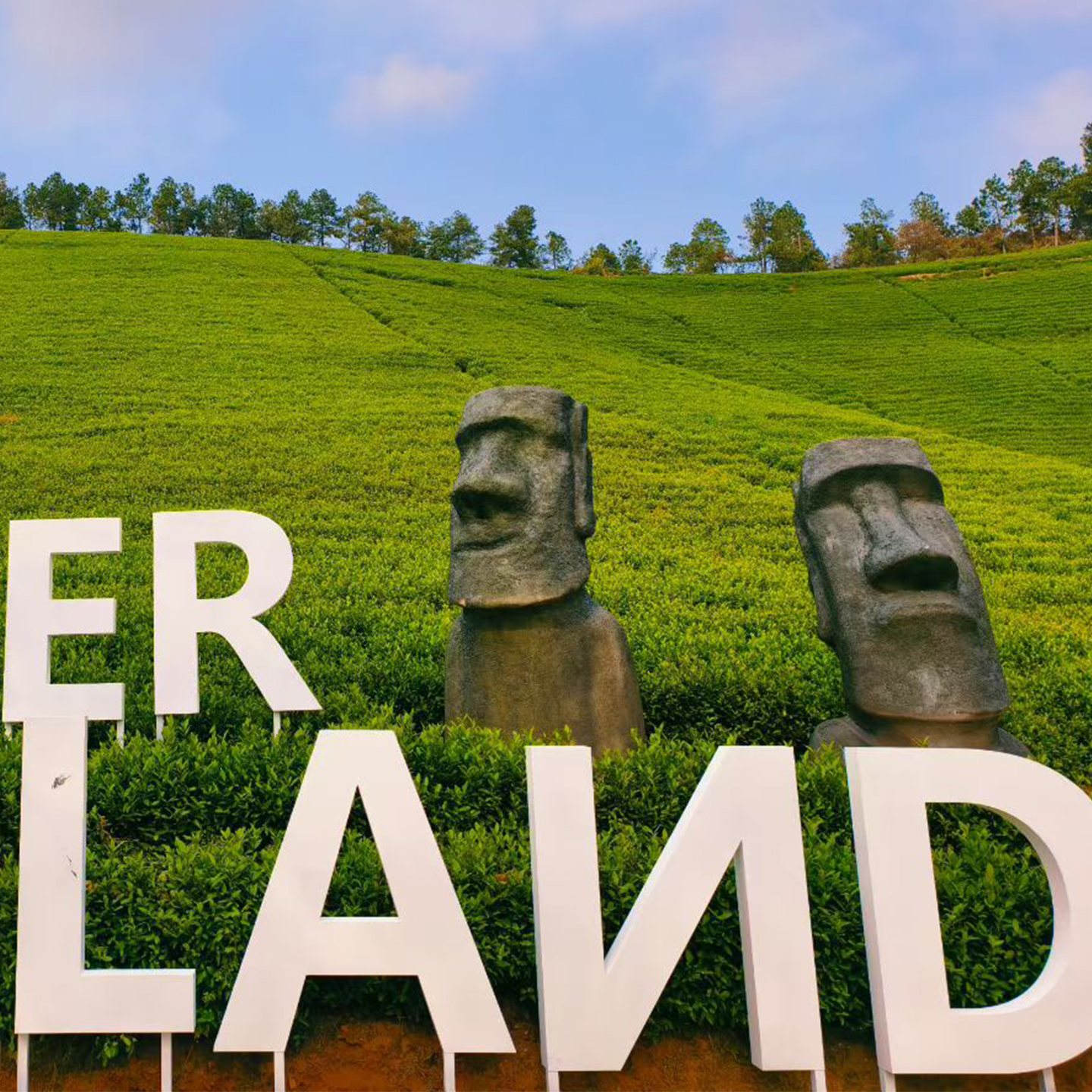 Theme park sculpture project image